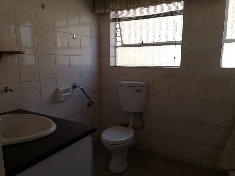 2 Bedroom Property for Sale in Klerksdorp Rural North West
